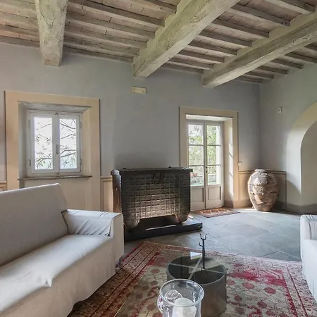 Alma Villa *